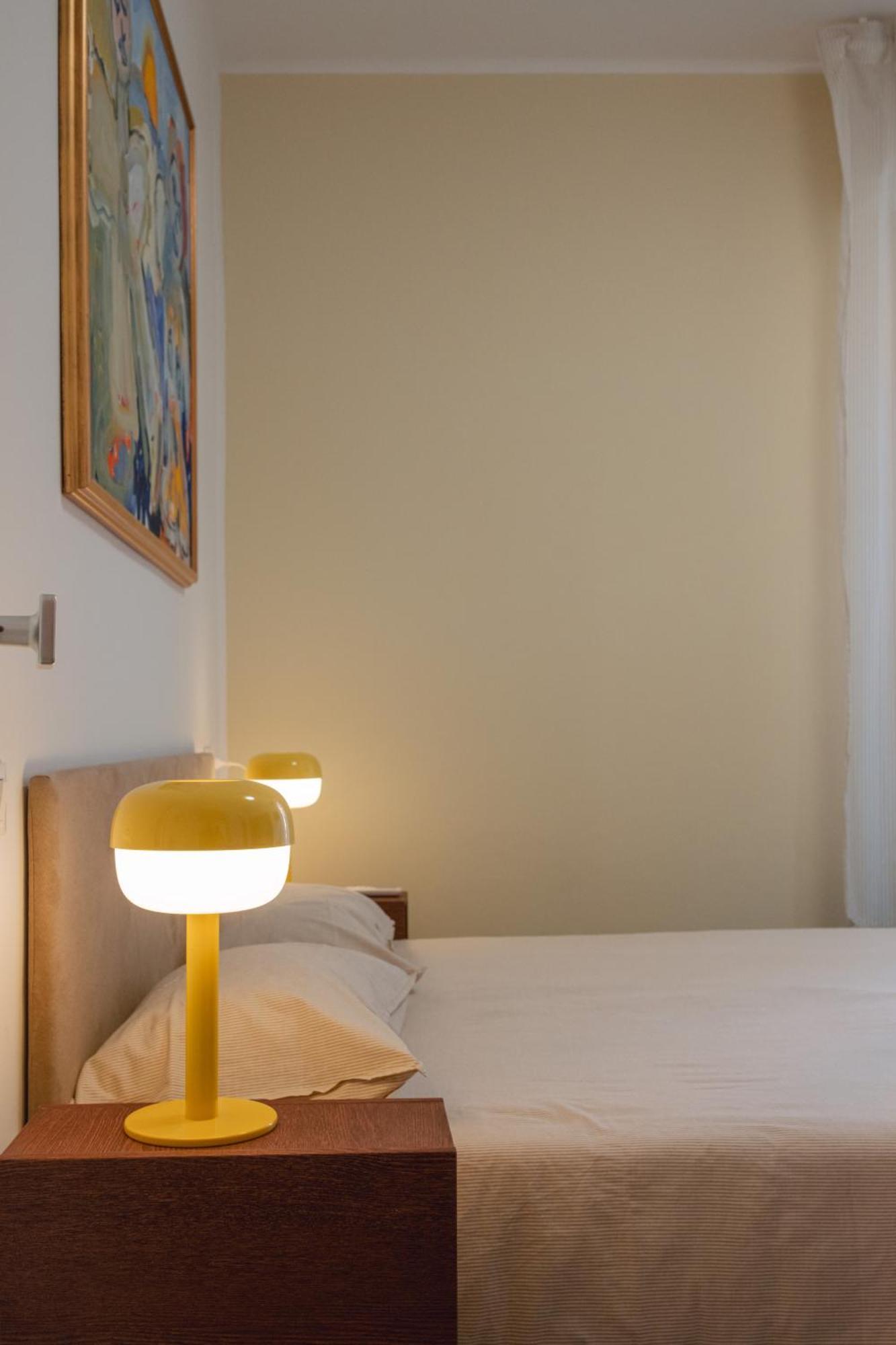 Vikos Lodge Bologna Exteriör bild